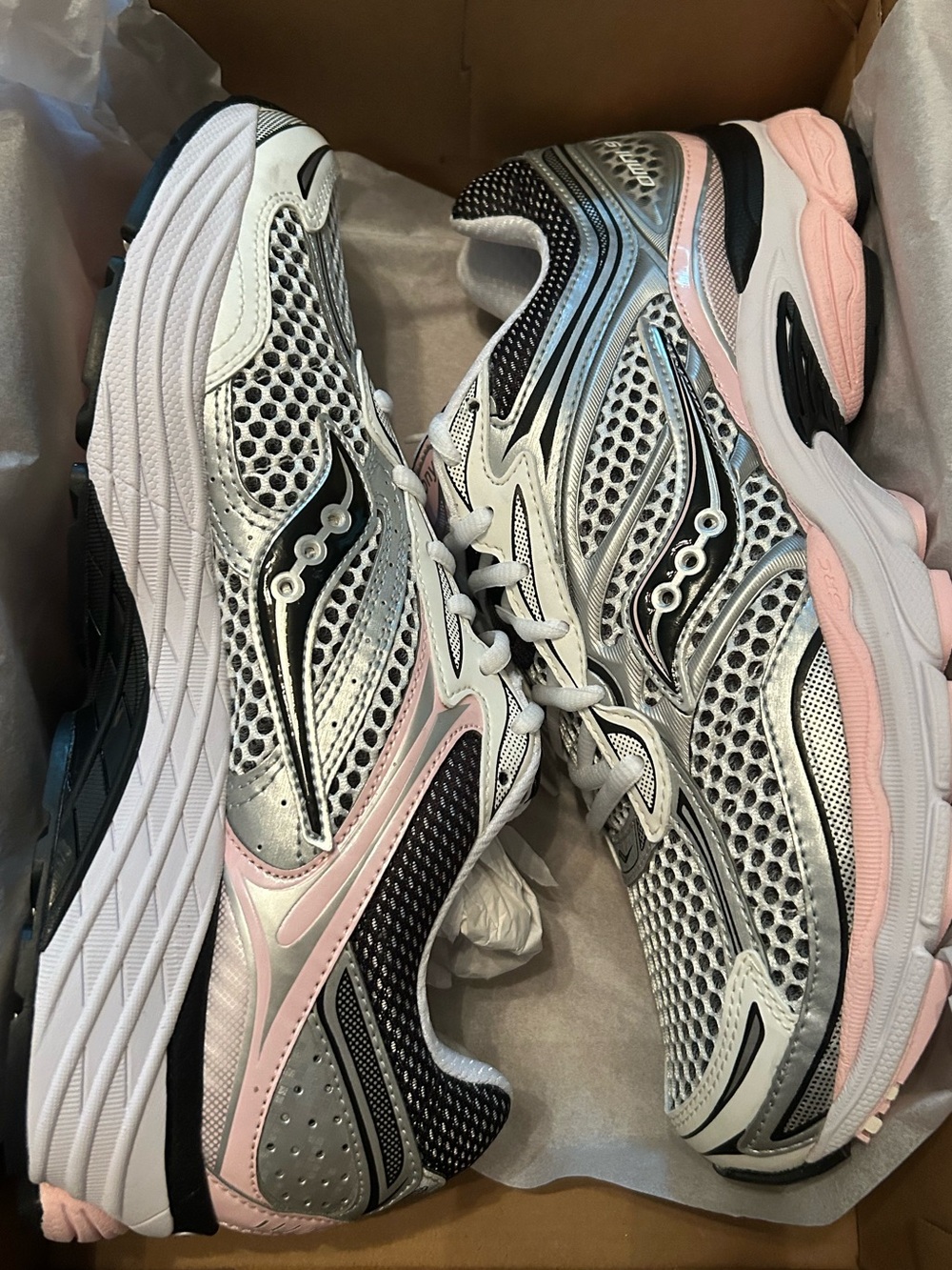Saucony Progrid Omni 9